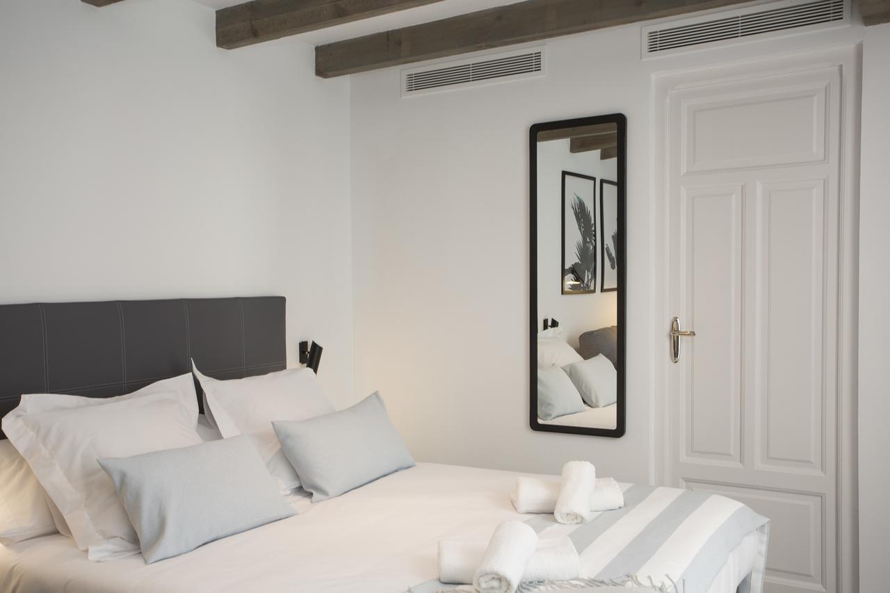 Singularstays Parque Central Valencia Exterior photo