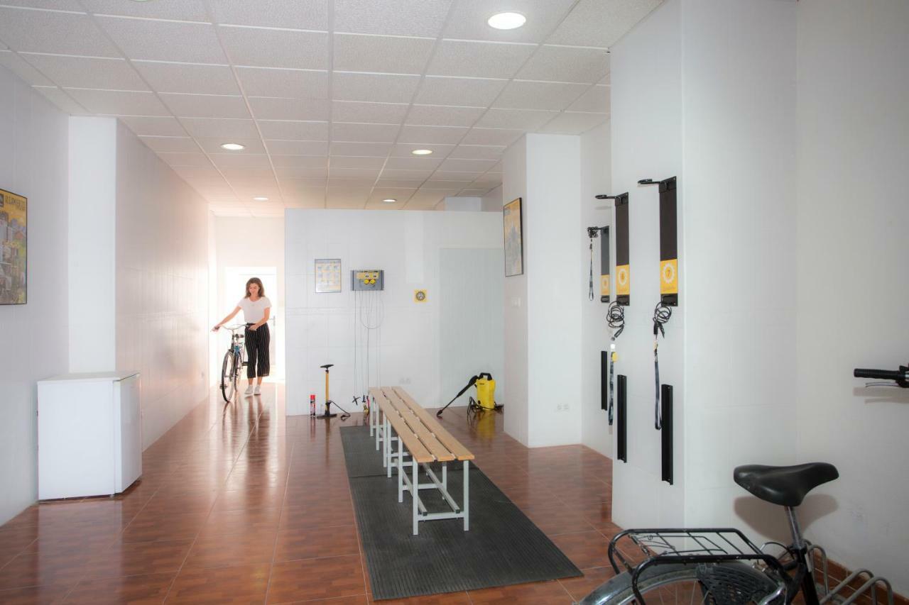 Singularstays Parque Central Valencia Exterior photo