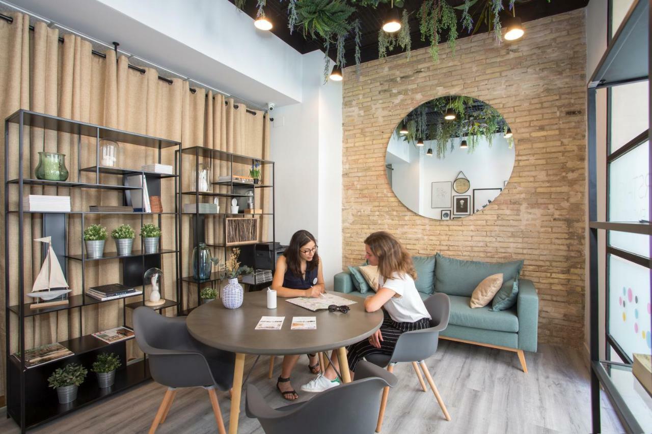 Singularstays Parque Central Valencia Exterior photo