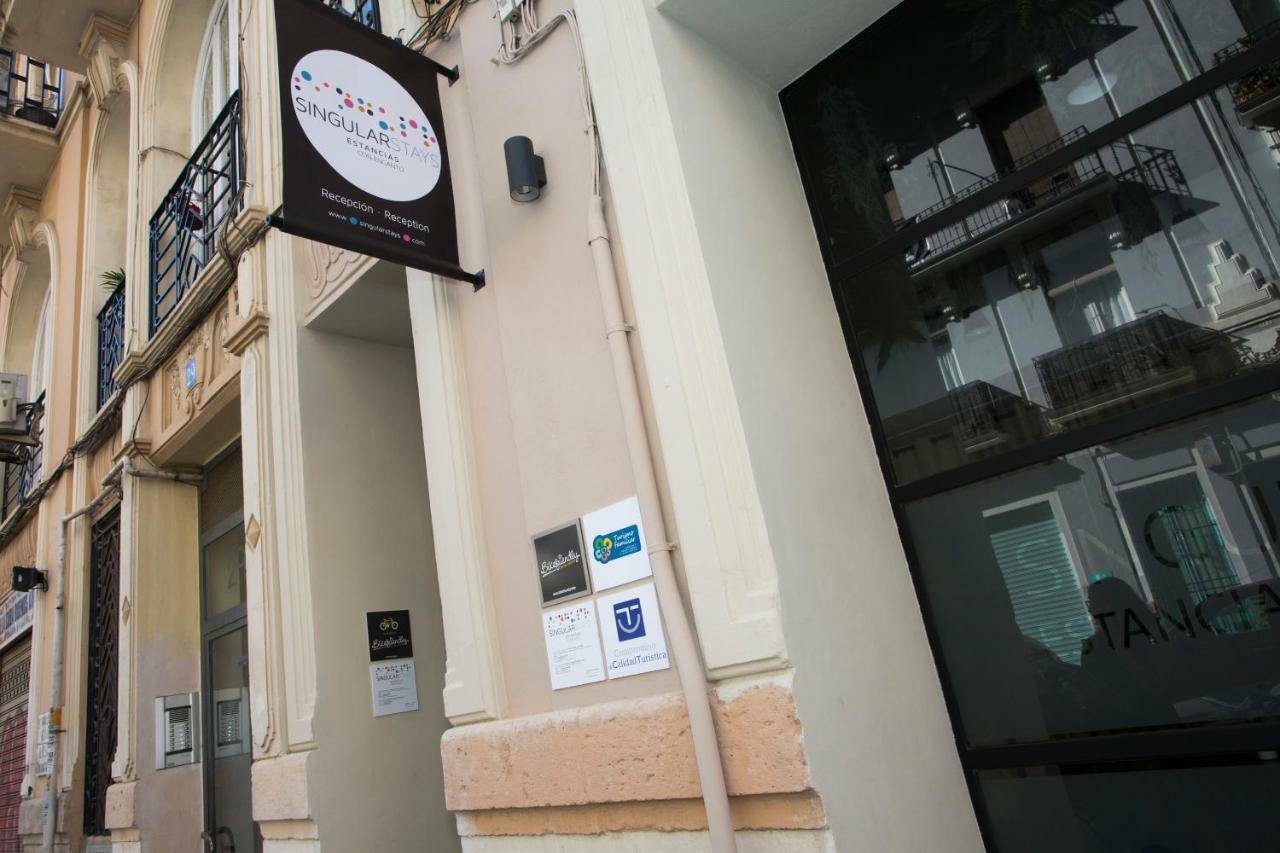 Singularstays Parque Central Valencia Exterior photo